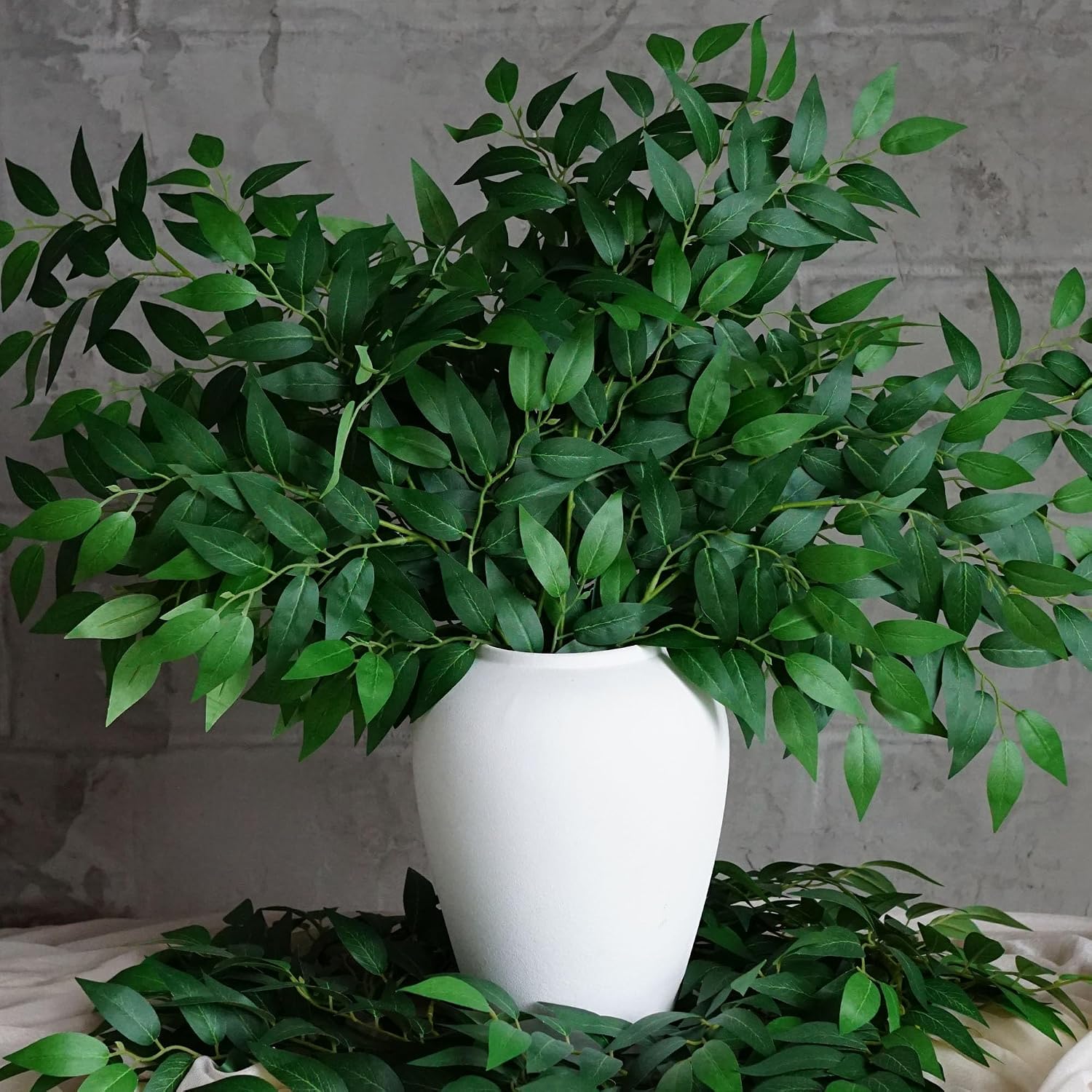Ruscus Stem Faux - 130 шт. искусственных стеблей итальянского рускуса